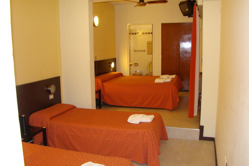Hotel Temu Villa Carlos Paz Zimmer foto