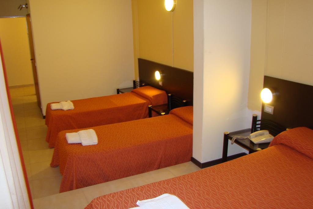 Hotel Temu Villa Carlos Paz Zimmer foto