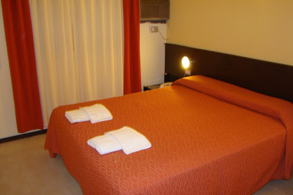 Hotel Temu Villa Carlos Paz Zimmer foto
